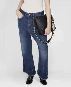 Logo Grainy Alter Mat Shoulder Bag